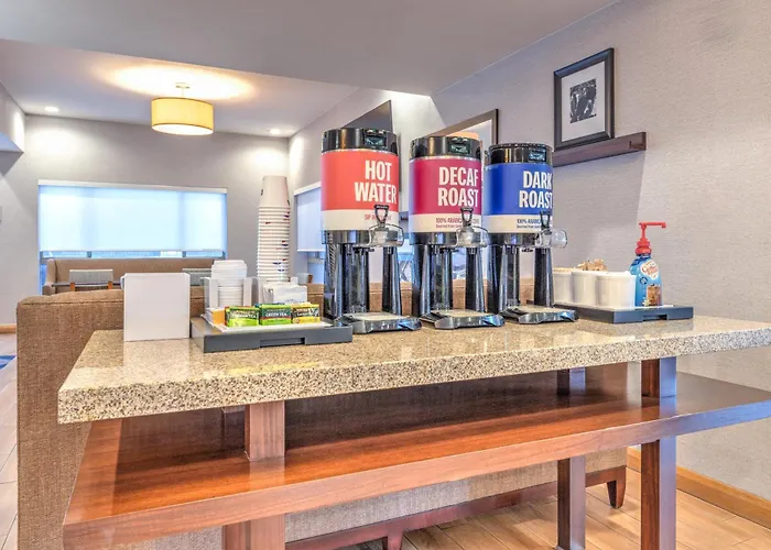 Hampton Midtown Downtown Area 3*